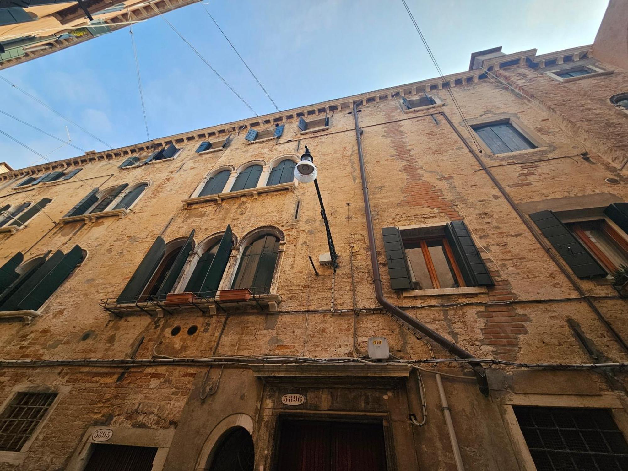 Attico Santa Marina Apartment Venesia Bagian luar foto